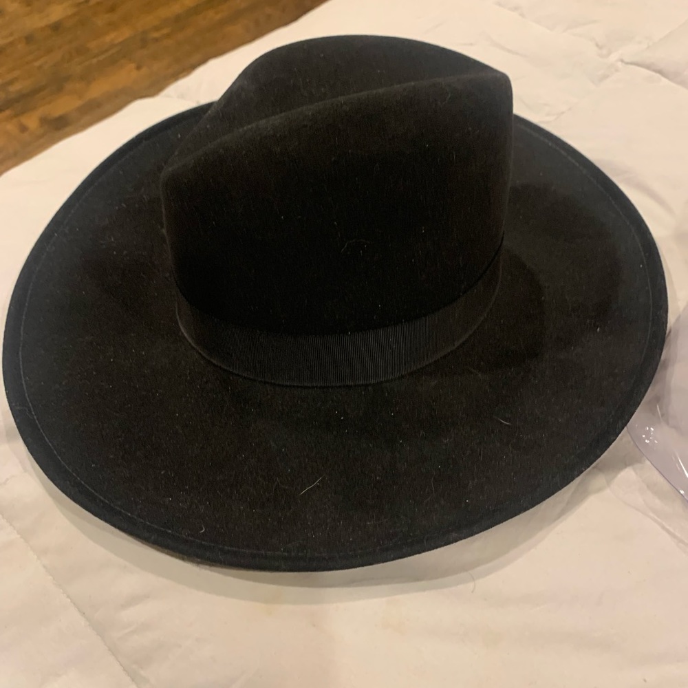 NWOT Eugenia Kim Harlowe Black Wool Hat. Fedora Style, pinched crown.